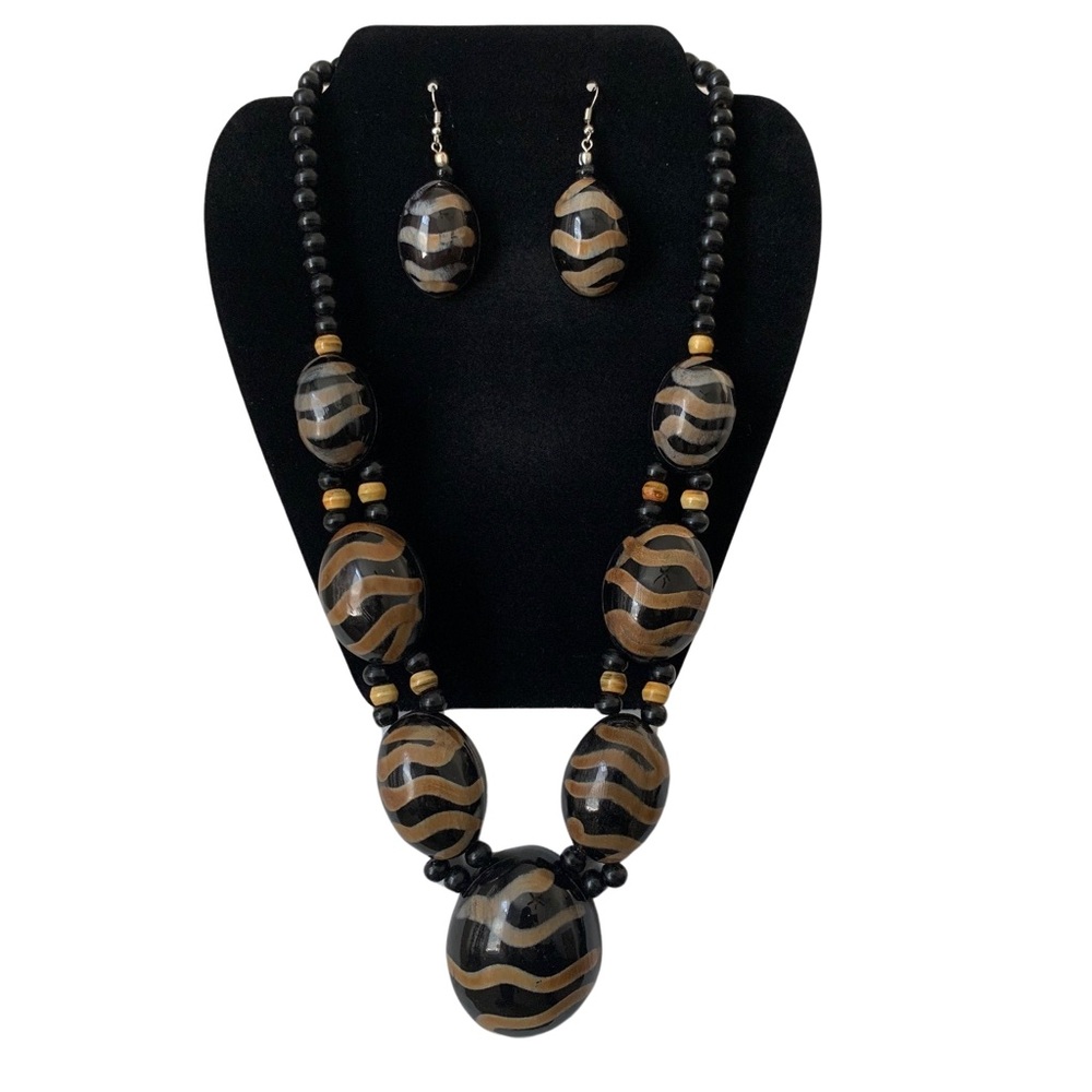 Zebra Striped Beaded Necklace Set